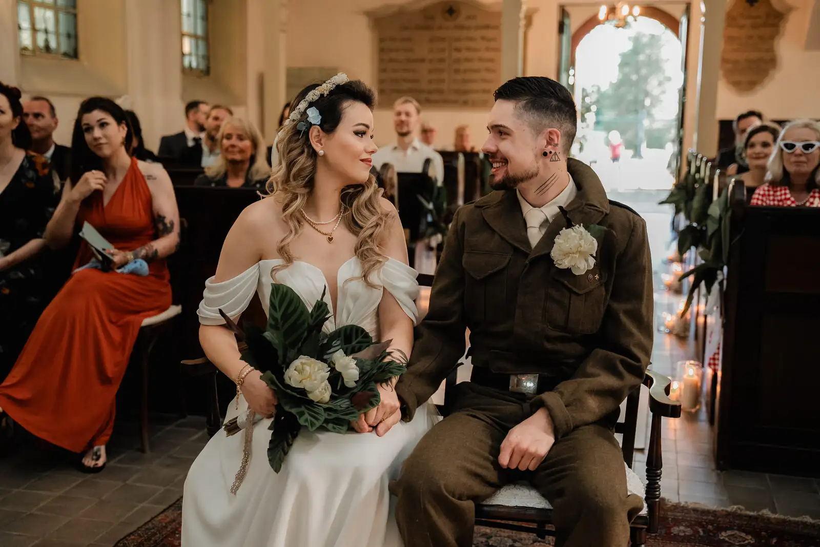 Freie Trauung Kapelle Koeln Evninweddings 020.jpg